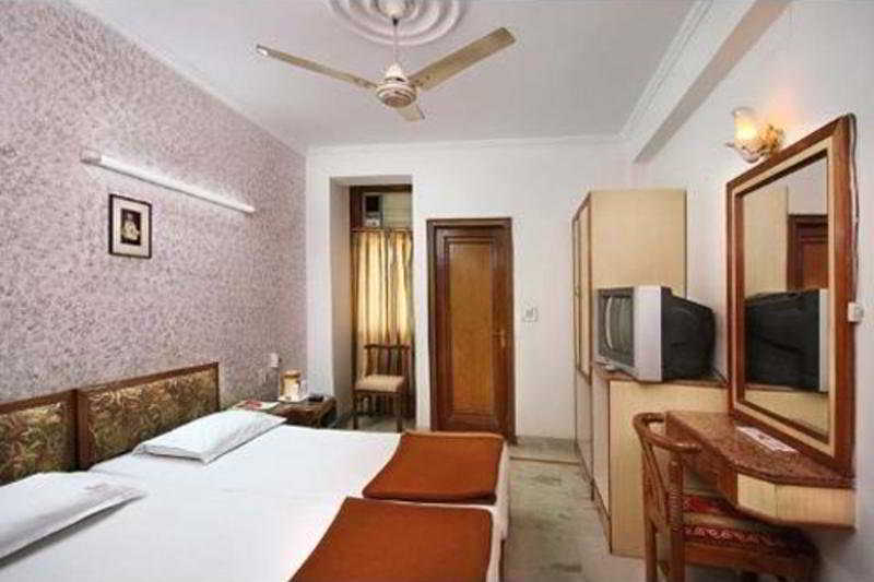 Fabhotel Le Heritage Karol Bagh 德里 外观 照片